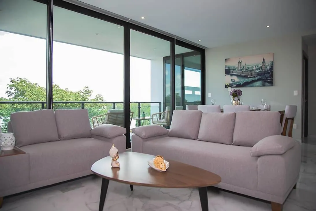 LEVEL Luxury Condos Playa del Carmen 0*,